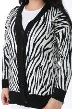 Kadın Büyük Beden Siyah Ön Düğmeli Triko Hırka 65N38566