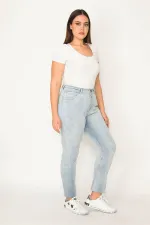 Kadın Mavi Yıkama Efektli 5 Cep Kot Pantolon 65N30966