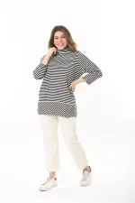 Kadın Büyük Beden Siyah Dik Yakalı Yan Yırtmaçlı Sim Çizgili Tunik 65N37523