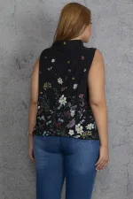 Kadın Siyah Yaka Detaylı Etek Ucu Lastik Detaylı Kolsuz Çiçek Desenli Bluz