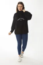 Kadın Büyük Beden Siyah İçi Şardonlu Ön Patı Fermuar Ve Nakış Detaylı Sweatshirt 65N37017