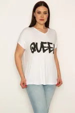 KADIN BEYAZ BASKI VE TAŞ DETAYLI V YAKALI DÜŞÜK KOLLU VİSKON BLUZ