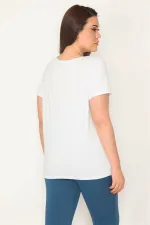 KADIN BEYAZ PAMUKLU KUMAŞ BİSİKLET YAKA ÖN BASKILI BLUZ