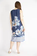 Kadın Lacivert Büyük Beden Yan Yırtmaçlı Kolsuz Elbise