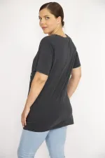 Kadın Büyük Beden Füme Pamuklu Kumaş Ön Baskılı Bisiklet Yakalı Bluz