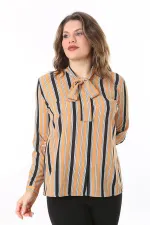 Kadın Büyük Beden Sarı Yakası Fular Bağlamalı Çizgili Bluz 65N38018