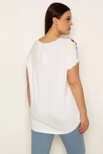 KADIN KEMİK YAKA VE KOL AĞZI KOPENAKİ DANTELLİ OMUZLARI NAKIŞLI BLUZ