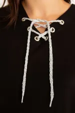 Kadın Bordo Yakası Kuşgözü Bağcık Detaylı Kol Ağzı Fırfır Büzgülü Bluz 65N34648