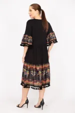 Kadın Siyah Büyük Beden Kol Ve Eteği Desenli Püskül Detaylı Elbise 65N35844