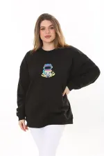 Kadın Büyük Beden Siyah Pamuk Kumaş Nakışlı Sweatshirt 65N37617