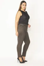 Kadın Haki Ekose Desenli Kemer Aksesuarlı Pantolon 65N28637