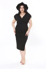 Kadın Büyük Beden Siyah Anvelop Yakalı Yanları Büzgü Detaylı Elbise 65N37932