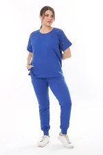 Kadın Büyük Beden Saks Taş Detaylı Kısa Kollu Sweatshirt Pantolon Takım 65N37702