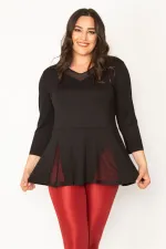 Kadın Siyah Yaka Ve Etek Ucu Dantel Detaylı Viskon Bluz 65N30460