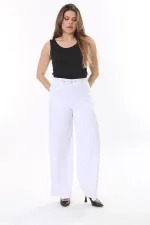 Kadın Büyük Beden Beyaz Kemer Aksesuarlı Geniş Paçalı Cepsiz Pantolon 65N37818