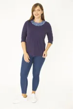 Kadın Büyük Beden Lacivert Pamuklu Kumaş Yaka Detaylı Bluz 65N36964