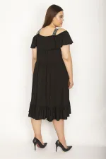 Kadın Siyah Karmen Yaka Eteği Volanlı Askılı Elbise 65N26476