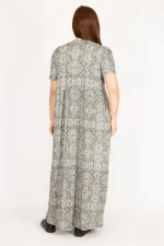 Kadın Siyah Büyük Beden Ön Boy Düğmeli Cepli Uzun Elbise