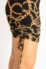 KADIN SİYAH ZİNCİR DESENLİ YAN BÜZGÜ BAĞLAMALI ELBİSE