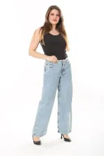 Kadın Büyük Beden Mavi Kemeri Pis Dikişli Yıkama Efektli Kot Pantolon 65N38031