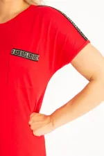 Kadın Kırmızı Omuz Ve Cep Ağzı Taş Detaylı Bluz 65N34524