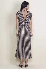 Kadın Siyah Volan Kollu Anvelop Elbise