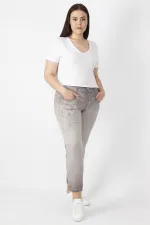 Kadın Taş Batik Yıkama Efektli Aplike Nakışlı Bilek Boy Pantolon 65N29833