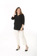 Kadın Büyük Beden Siyah Yakası Taş Detaylı Ön Bağcıklı Tunik 65N37537