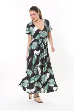 Kadın Büyük Beden Yeşil Anvelop Yakalı Uzun Elbise 65N37735