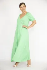 Kadın Büyük Beden Yeşil Omuz Ve Kol Ağzı Lastik Detaylı Anvelop Yakalı Elbise