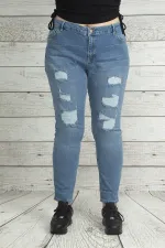 Kadın Mavi Yırtık Detaylı Kot Pantolon 65N23016