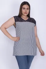 Kadın Lacivert Roba Dantelli Çizgili Bluz 65N26292