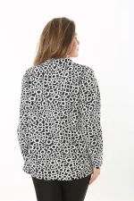 Kadın Büyük Beden Siyah Sıfır Yaka Yan Yırtmaçlı Uzun Kollu Tunik 65N37502