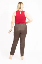 Kadın Kahve Büyük Beden Suni Deri Gizli Kemer Cepsiz Pantolon 65N35581