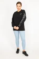 Kadın Siyah Büyük Beden Pamuklu Kumaş Kol Detaylı Sweatshirt