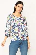 V-NECKED BLOUSE WITH STRIPED AND FLORAL PATTERNS