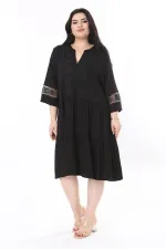 Kadın Büyük Beden Siyah Yaka Ve Kolu Dantel Detaylı Katlı Elbise 65N37929