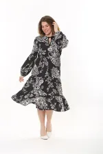 Kadın Büyük Beden Siyah Yaka Bağcık Ve Kol Ağzı Lastik Detaylı Katlı Uzun Elbise 65N37561