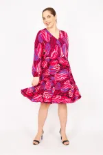 Kadın Fujya Büyük Beden Dokuma Viskon Kumaş V Yaka Katlı Elbise 65N35833