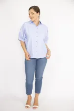 Kadın Büyük Beden Mavi Arkası Yırtmaç Ve Bağcık Detaylı Ön Düğmeli Gömlek 65N36794