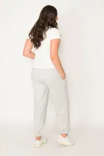 Kadın Gri Pamuklu Kumaş İçi Şardon Paça Ve Bel Lastikli Cep Detaylı Eşofman Alt  65N30436