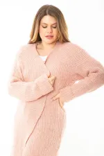 Kadın Büyük Beden Pembe Yırtmaçlı Kalın Triko Uzun Hırka 65N37139