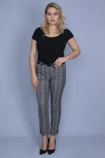 KADIN RENKLİ EKOSE DESEN YAN CEPLİ ARKA FLOTA SÜS CEPLİ SUNİ DERİ KUŞAK DETAYLI PANTOLON