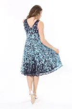 Kadın Büyük Beden Mavi Arka Fermuarlı Astarlı Dantel Elbise 65N37983