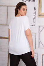 Kadın Beyaz Nakış Detaylı V Yaka Düşük Kol Bluz 65N22733