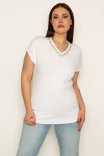 KADIN BEYAZ V YAKA DÖKME TAŞ DETAYLI BLUZ