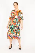 Kadın Renkli Büyük Beden Dokuma Viskon Kumaş Katlı Elbise 65N35838