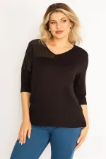 Kadın Siyah Lazer Kesim Detaylı Kapri Kollu Viskon Bluz 65N34631