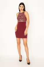 KADIN BORDO TAŞ DETAYLI HALTER YAKA ABİYE ELBİSE