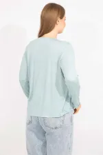 Kadın Yeşil Büyük Beden Sim Ve Baskı Detaylı Bluz 65N35568